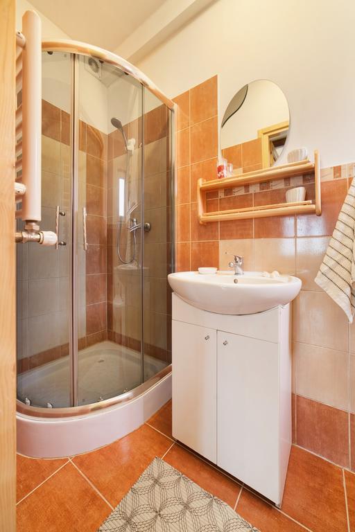 Domek I Apartamenty Stokrotka กรินีซา ดรอยจ์ ภายนอก รูปภาพ